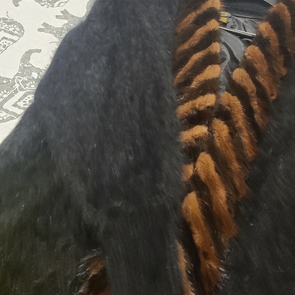 Radzoli Black Faux Fur Fashion Jacket - Picture 2 of 5